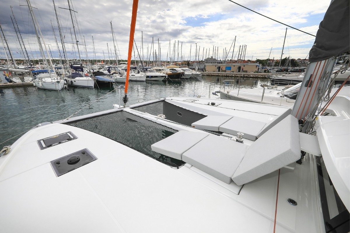 Excess 14, Windhunter | Yacht Charter Croatia