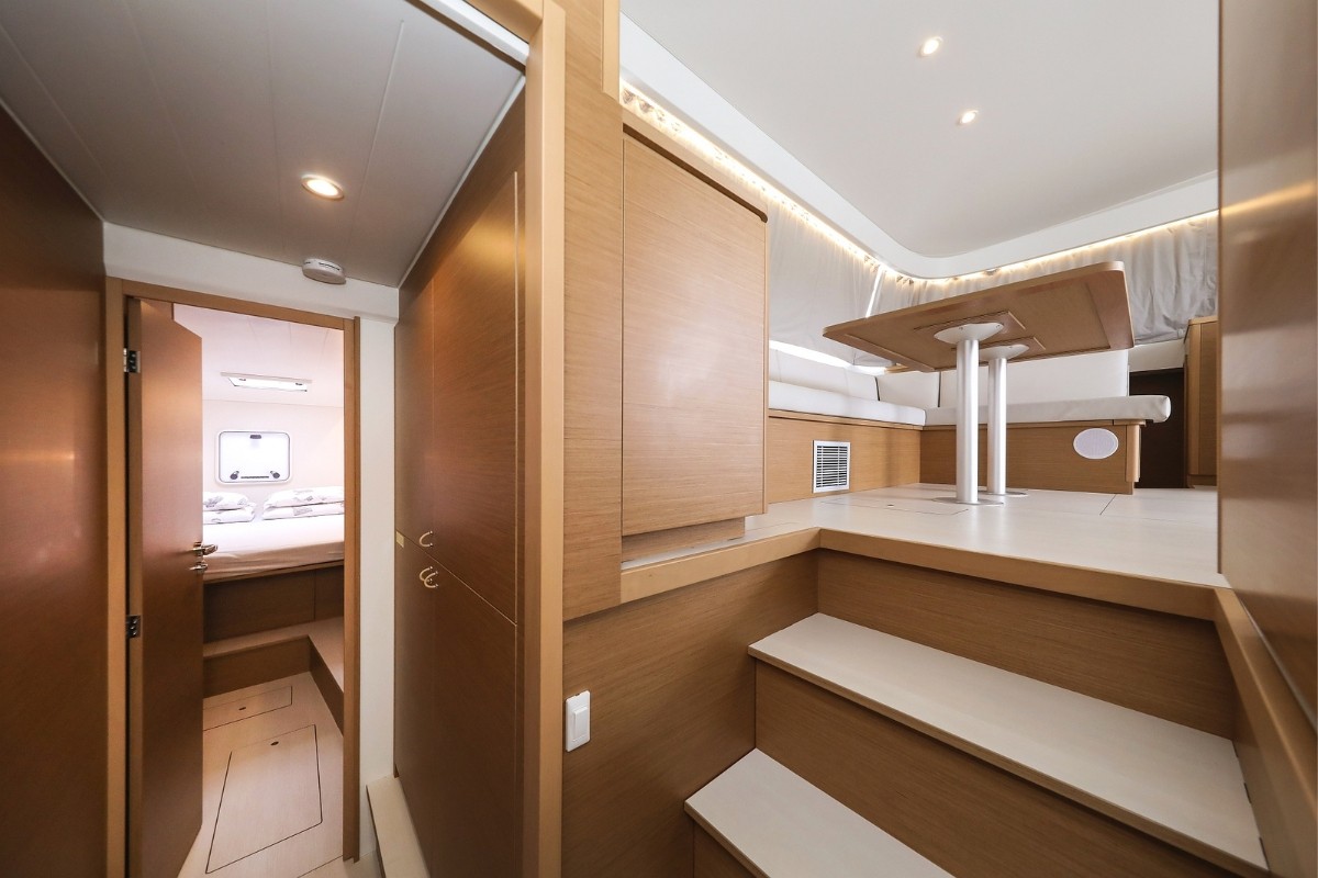 Excess 14, Windhunter | Yacht Charter Croatia