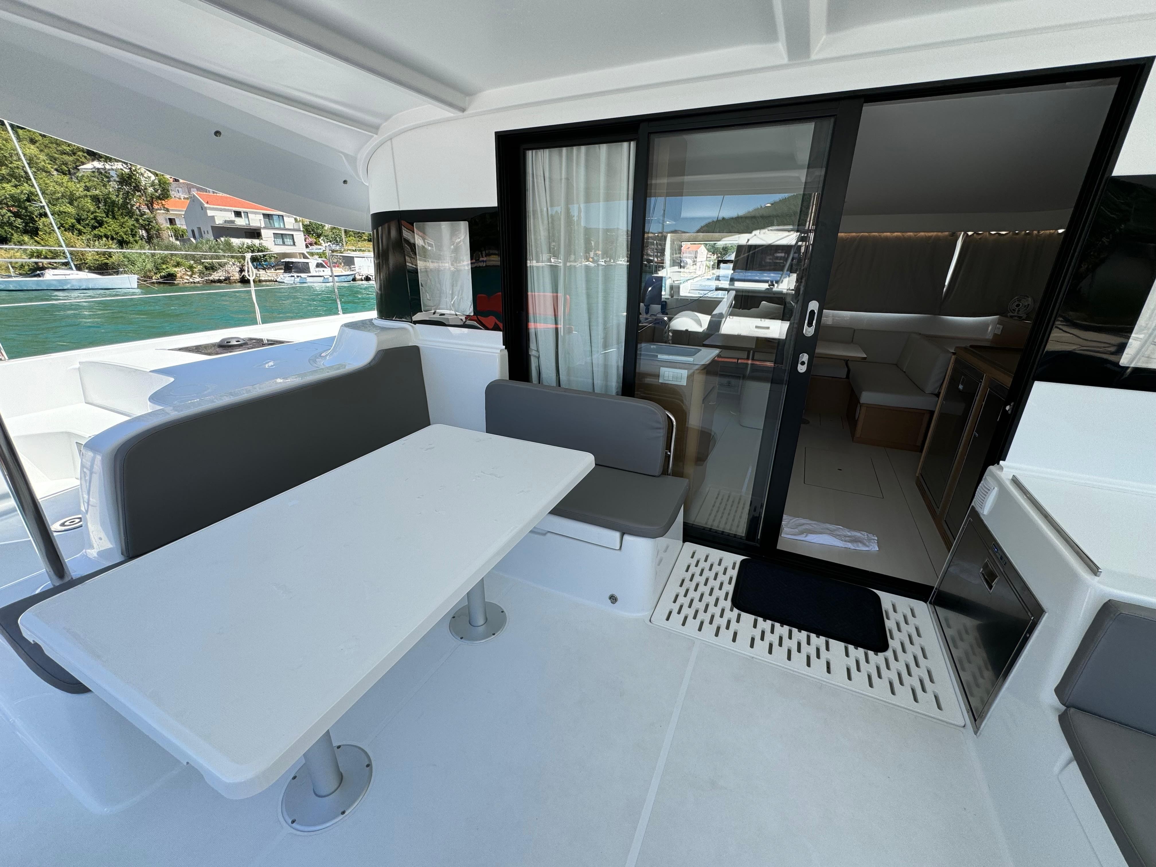 Excess 14, Blue Kiss | Yacht Charter Croatia