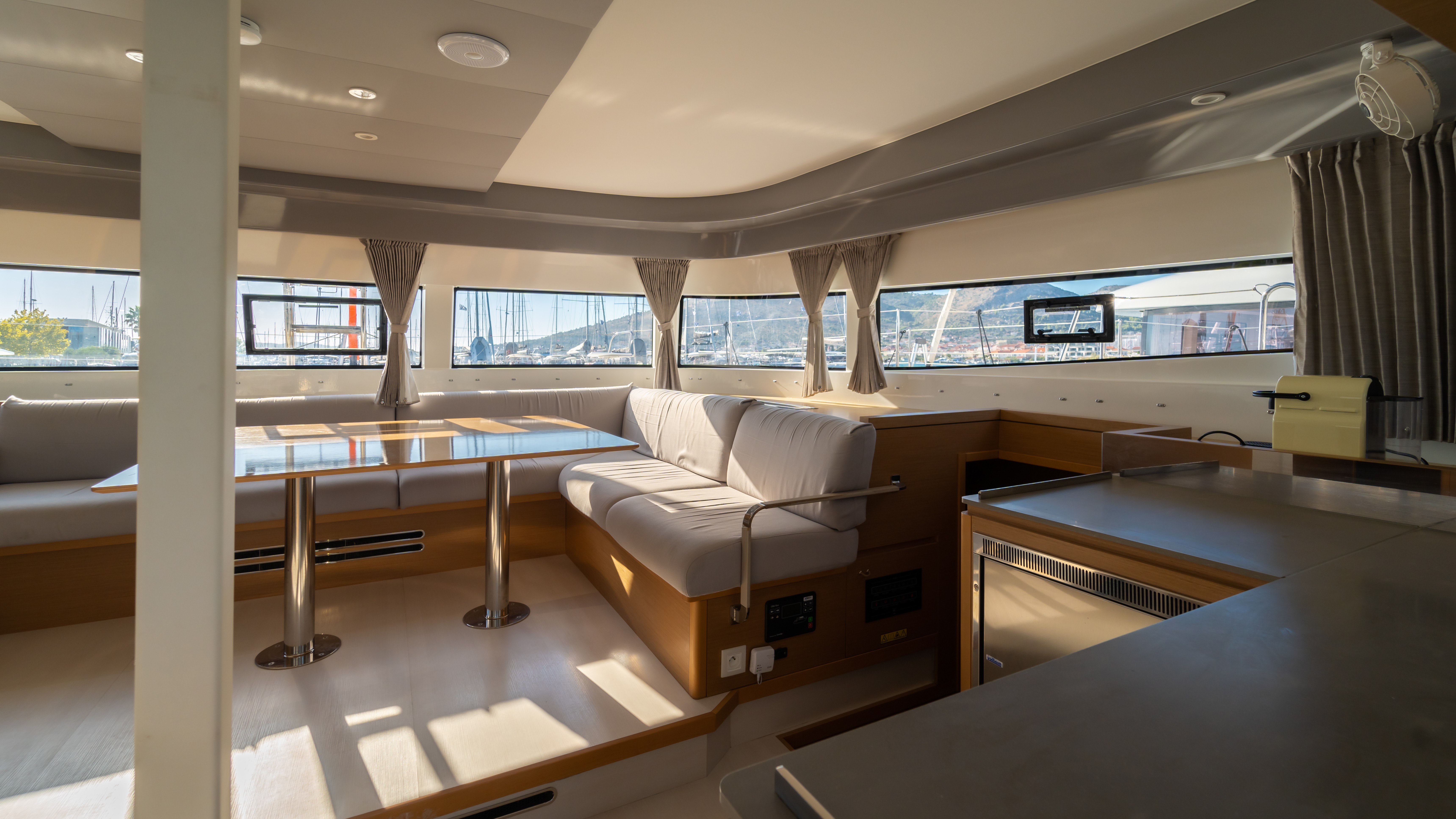 Excess 15, Faros | Yacht Charter Croatia