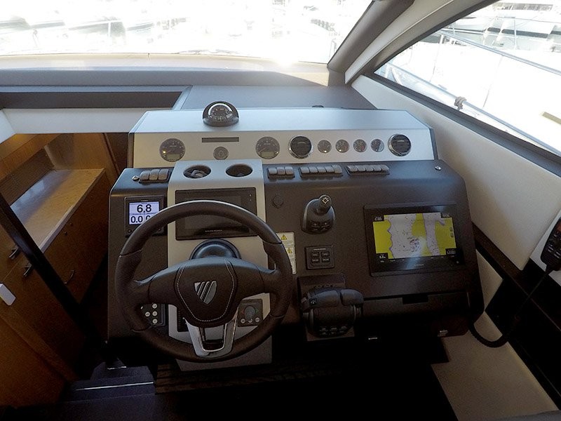 Fairline Squadron 50, Get Lucky | Yacht Charter Croatia