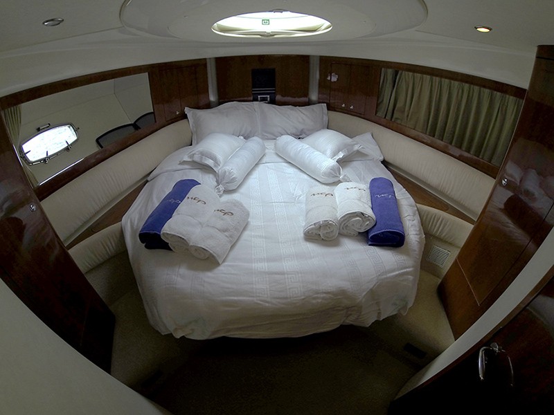 Fairline Targa 52 GT, Katrin | Yacht Charter Croatia