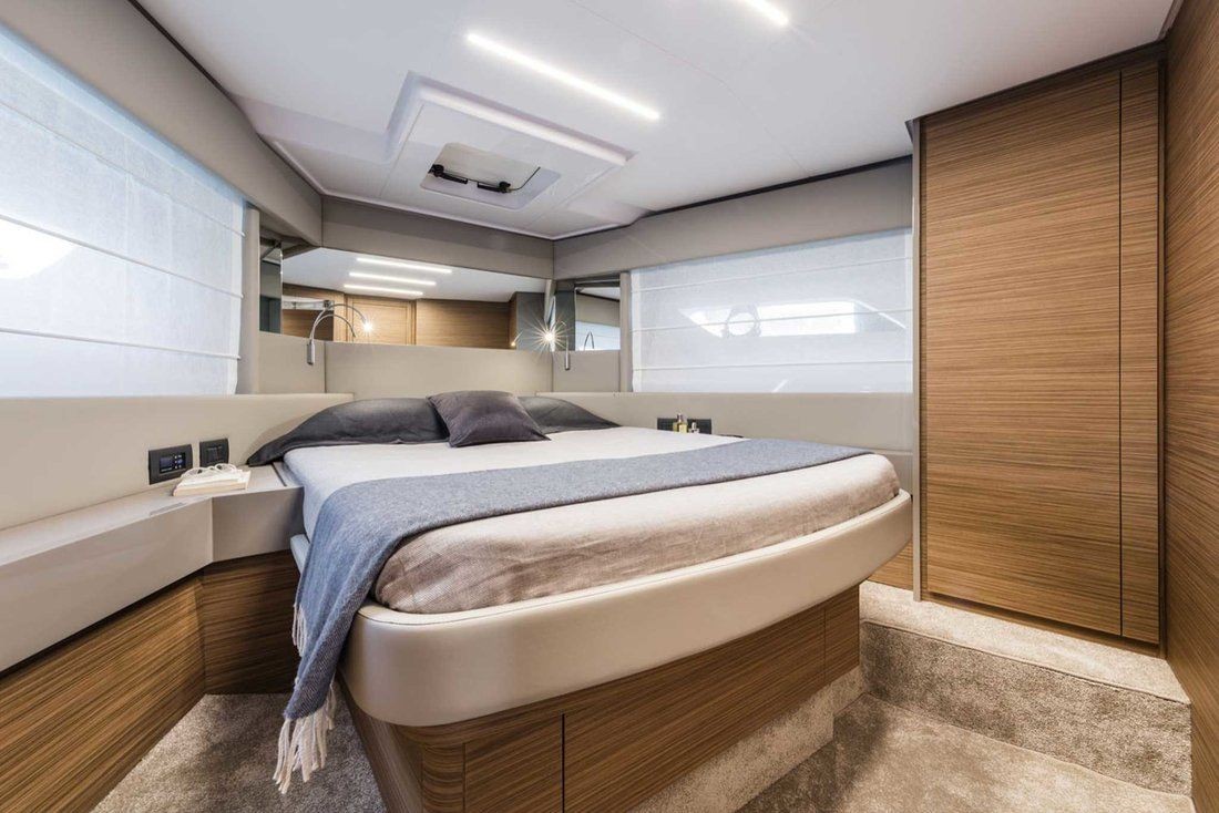 Ferretti Yachts 450, Lady Esmeralda | Yachtcharter Kroatien