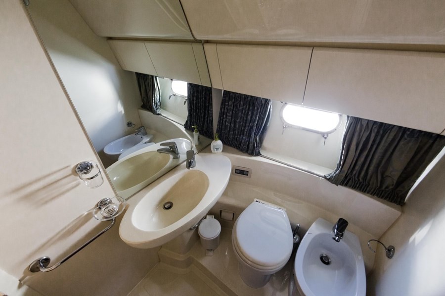 Ferretti Yachts 460i, Bluebell | Yacht Charter Croatia