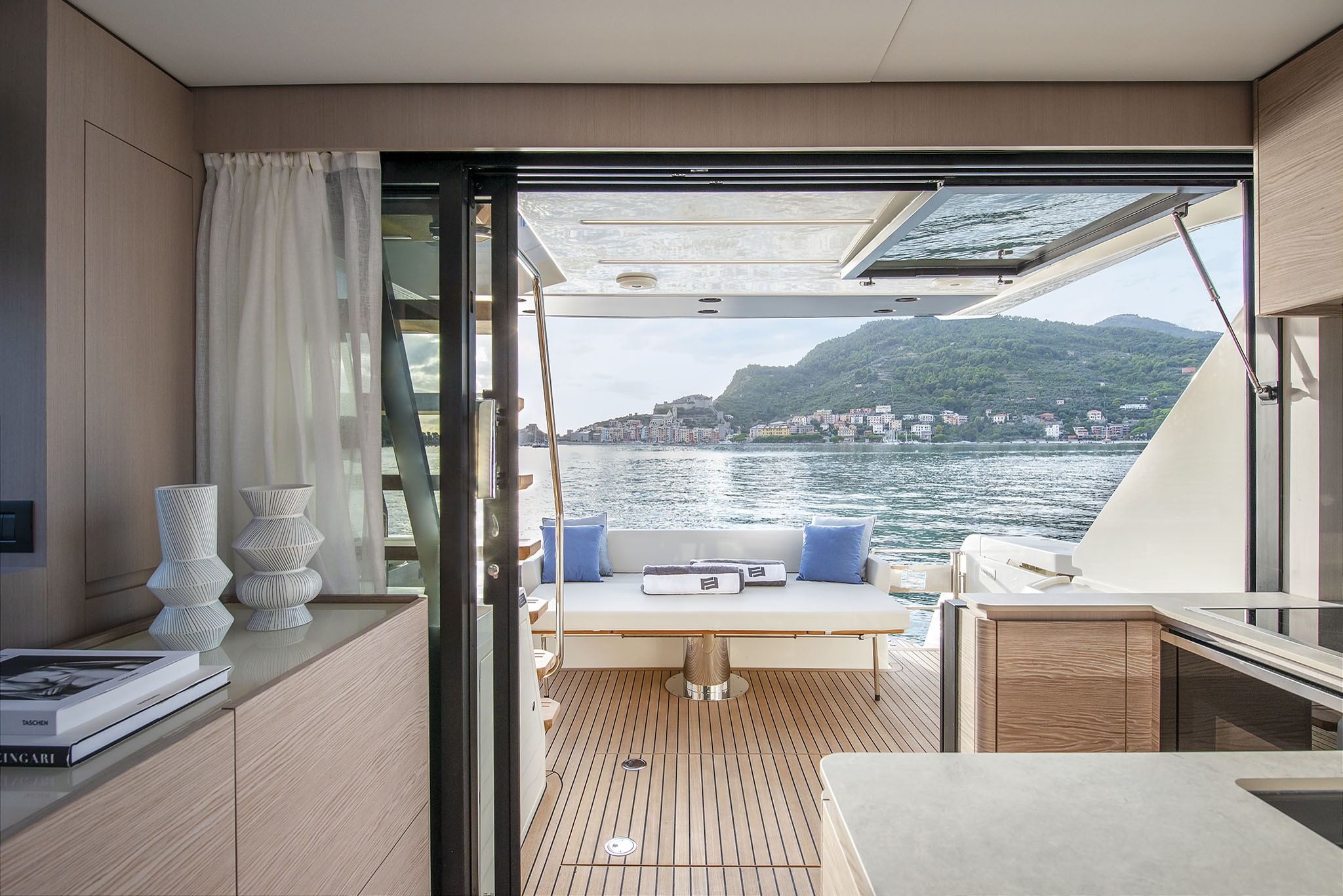 Ferretti Yachts 500, Anna | Yacht Charter Croatia