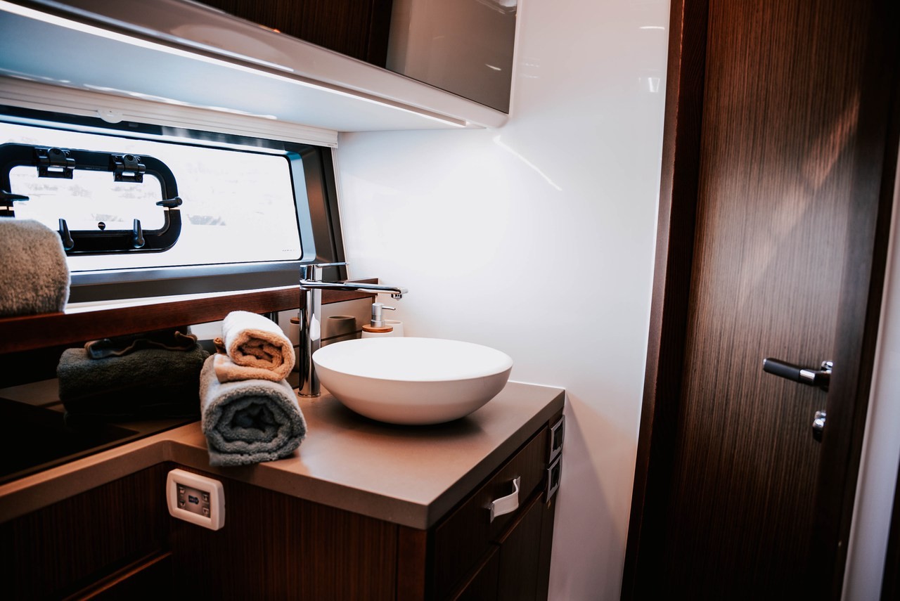 Fjord 53 XL, Alb 2 | Yacht Charter Croatia