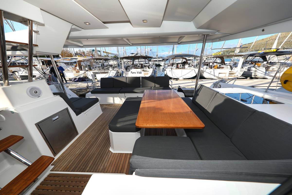 Fountaine Pajot Astrea 42 Quatuor, Macho | Yacht Charter Croatia