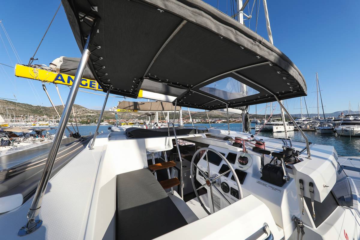 Fountaine Pajot Astrea 42 Quatuor, Macho | Yacht Charter Croatia