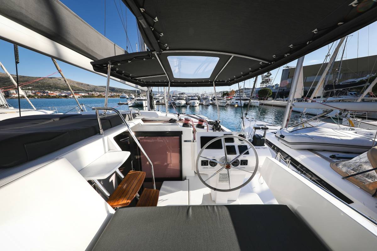 Fountaine Pajot Astrea 42 Quatuor, Macho | Yacht Charter Croatia