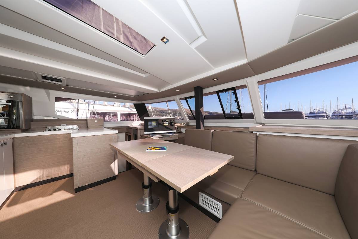 Fountaine Pajot Astrea 42 Quatuor, Macho | Yacht Charter Croatia
