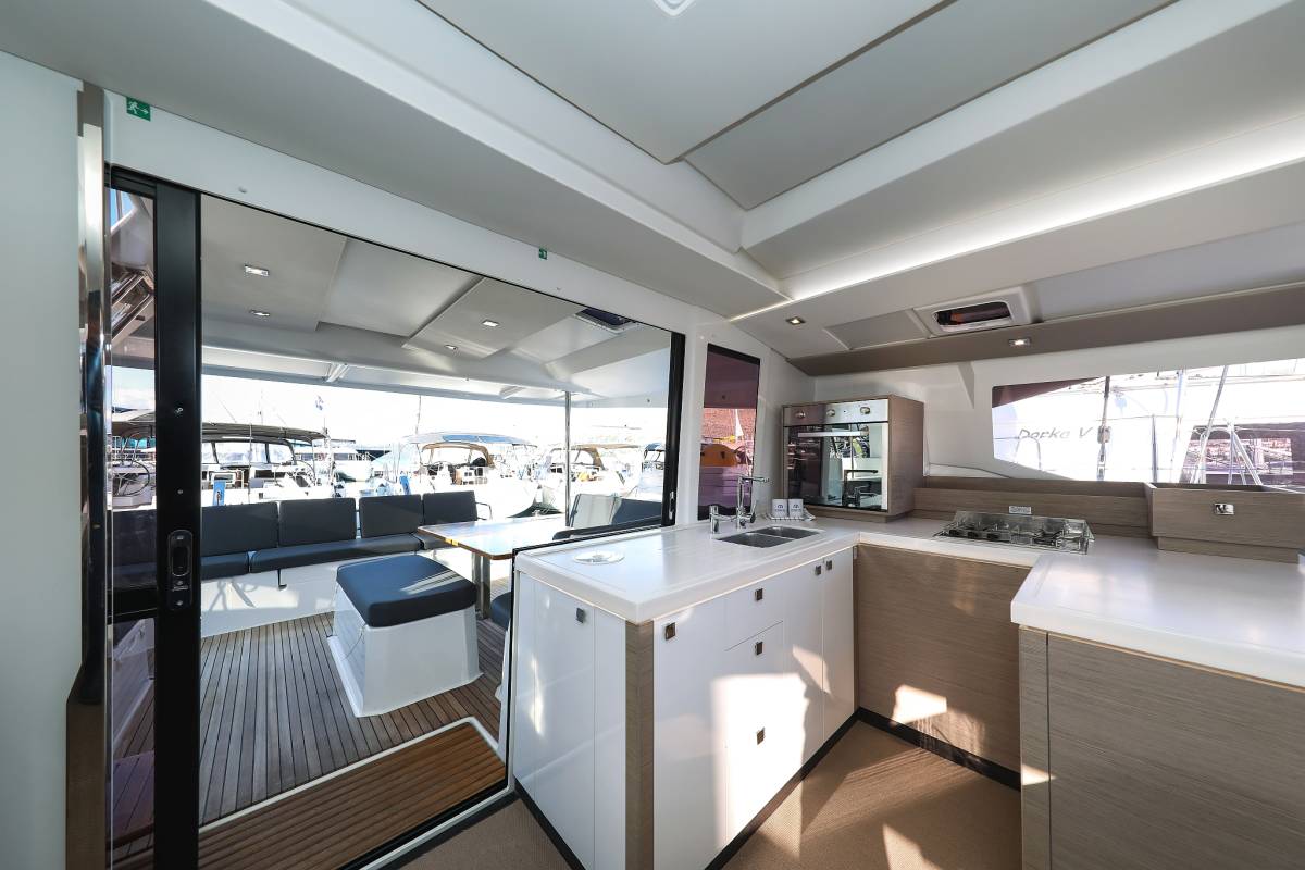 Fountaine Pajot Astrea 42 Quatuor, Macho | Yacht Charter Croatia