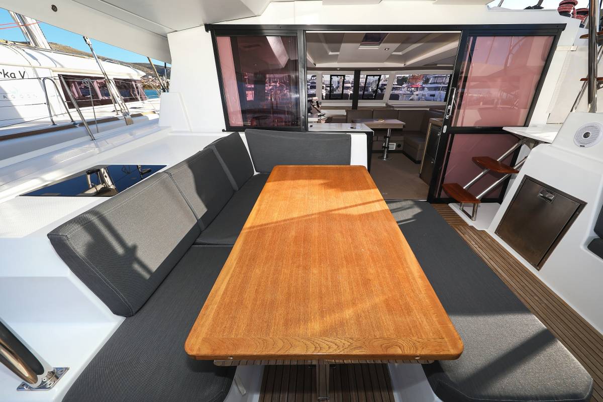 Fountaine Pajot Astrea 42 Quatuor, Macho | Yacht Charter Croatia
