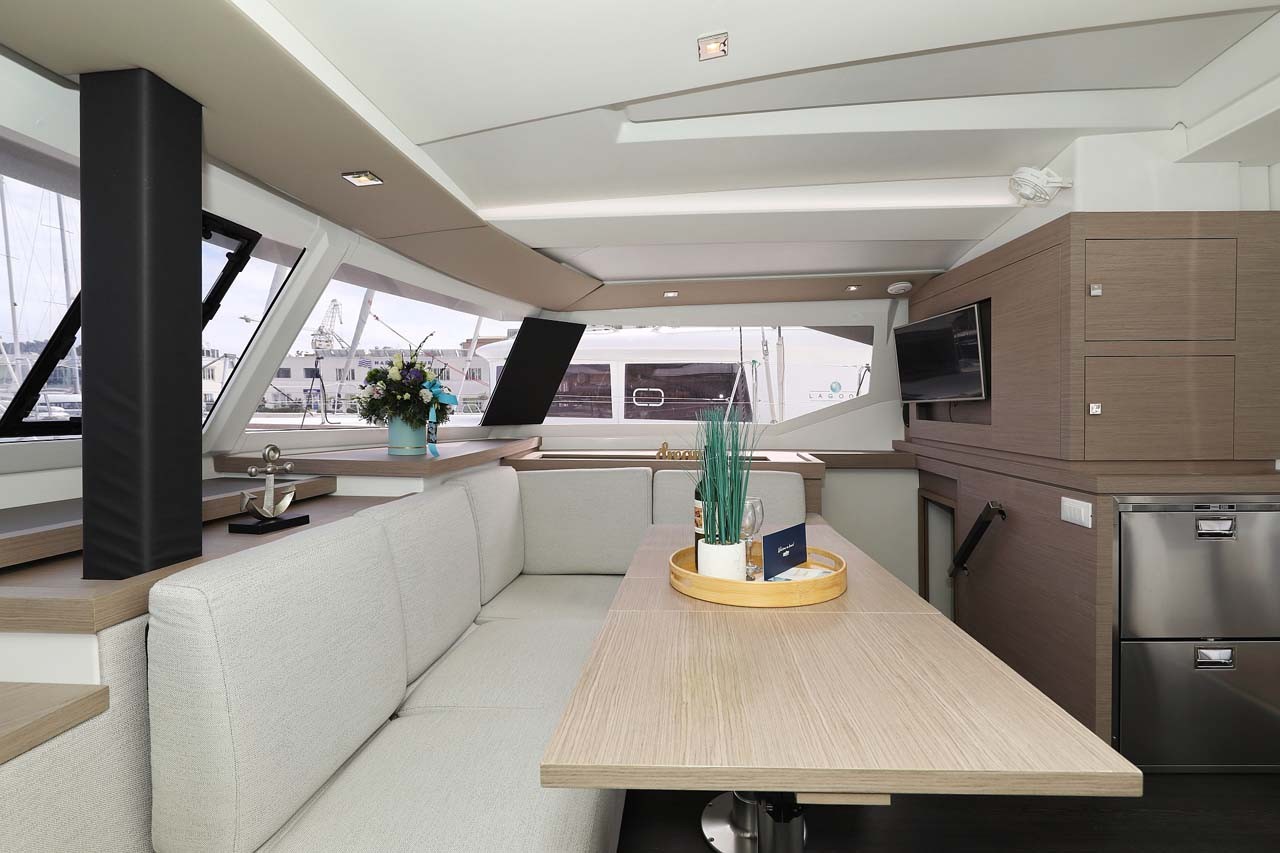 Fountaine Pajot Astrea 42, La Mula | Yacht Charter Croatia