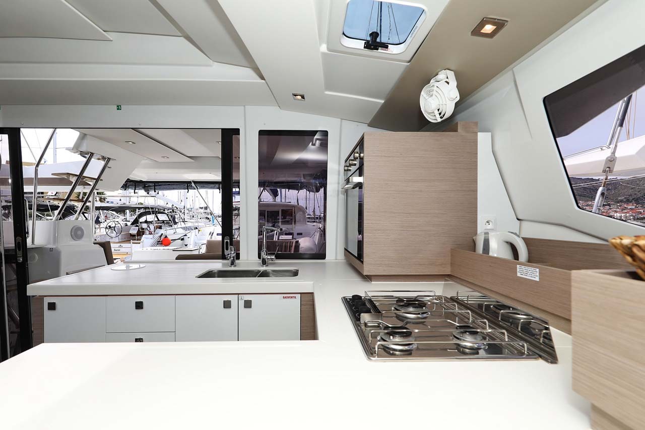Fountaine Pajot Astrea 42, La Mula | Yacht Charter Croatia