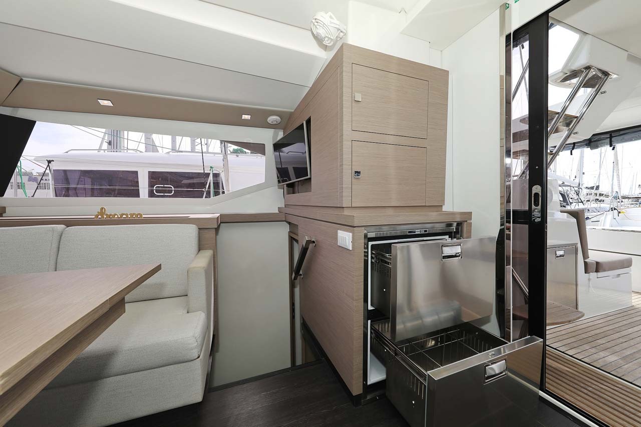 Fountaine Pajot Astrea 42, La Mula | Yacht Charter Croatia