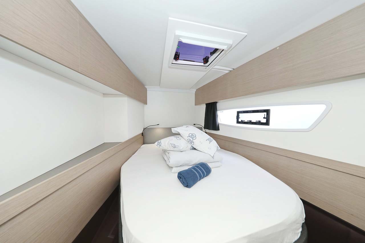 Fountaine Pajot Astrea 42, La Mula | Yacht Charter Croatia