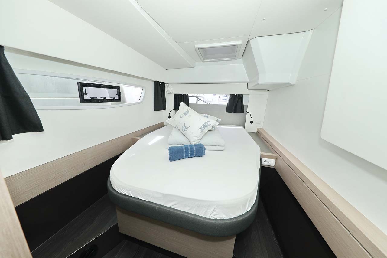 Fountaine Pajot Astrea 42, La Mula | Yacht Charter Croatia
