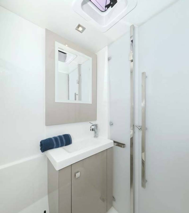 Fountaine Pajot Astrea 42, La Mula | Noleggio di Yacht Croazia