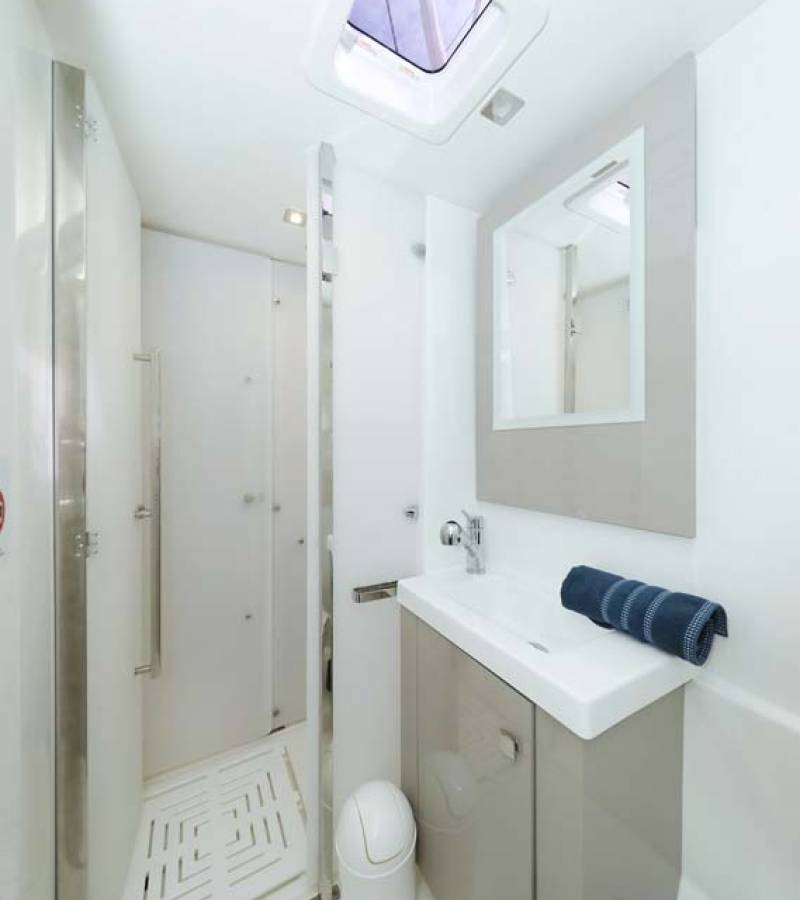 Fountaine Pajot Astrea 42, La Mula | Noleggio di Yacht Croazia