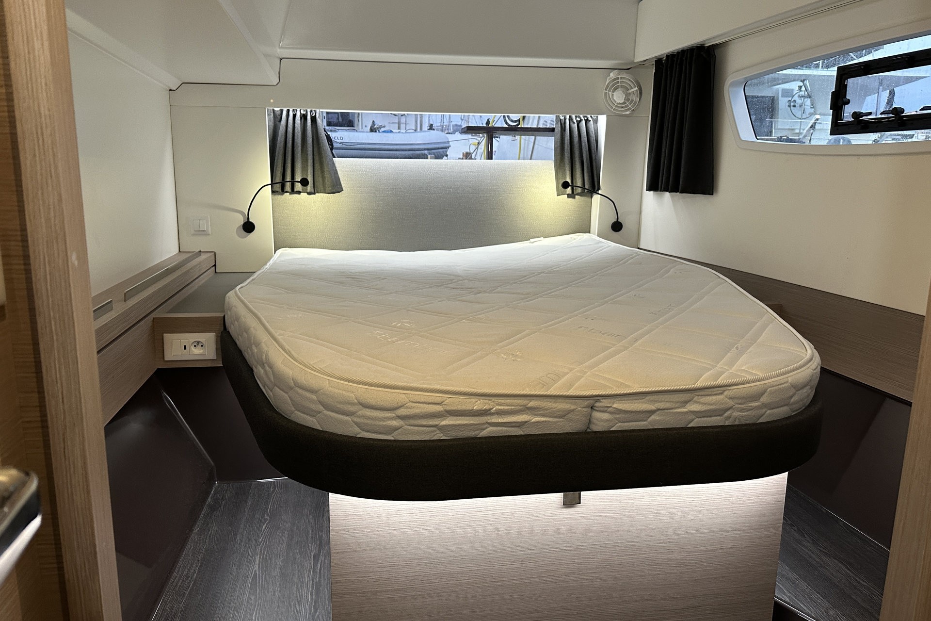 Fountaine Pajot Astrea 42, Arisa | Yacht Charter Croatia