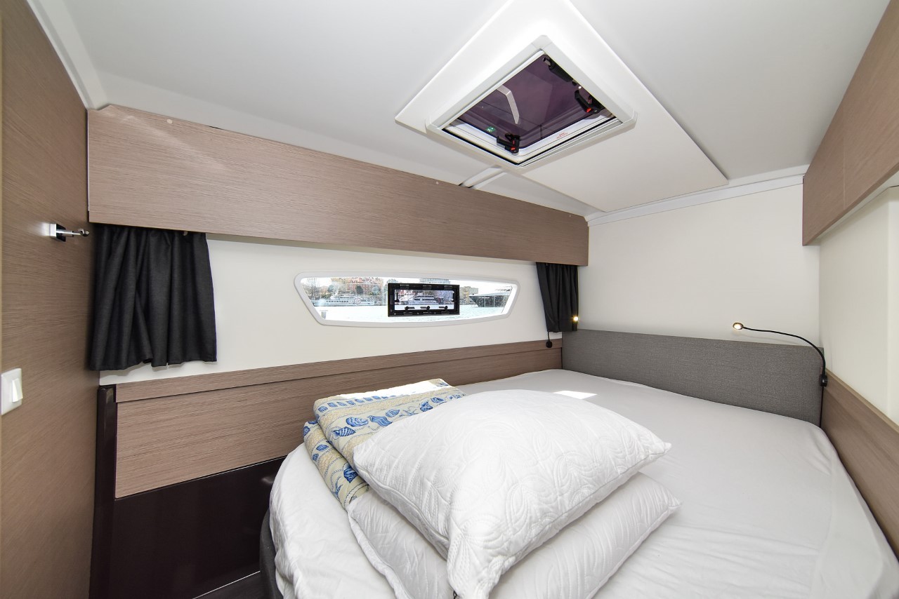 Fountaine Pajot Astrea 42, Le Bart | Yacht Charter Croatia