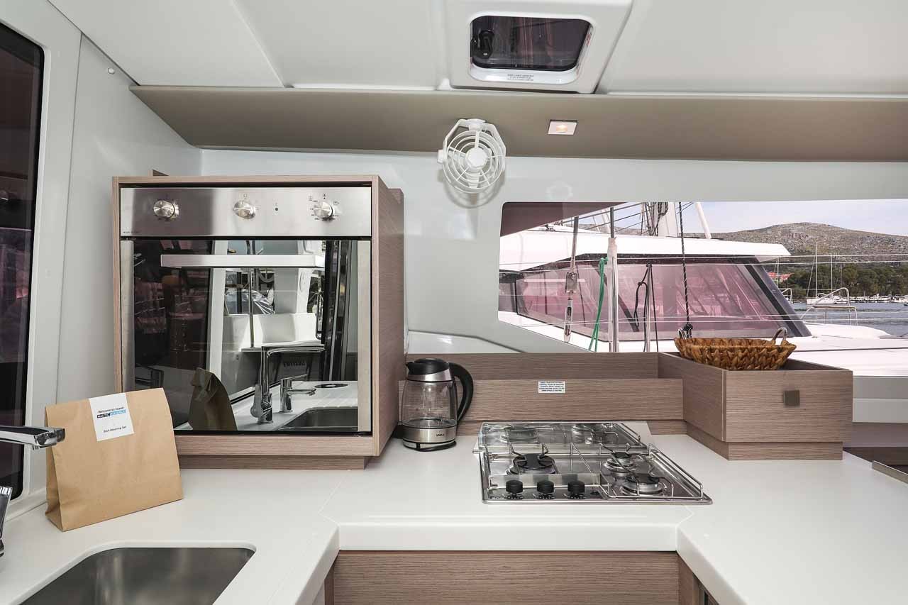 Fountaine Pajot Astrea 42, Ariel | Yacht Charter Croatia