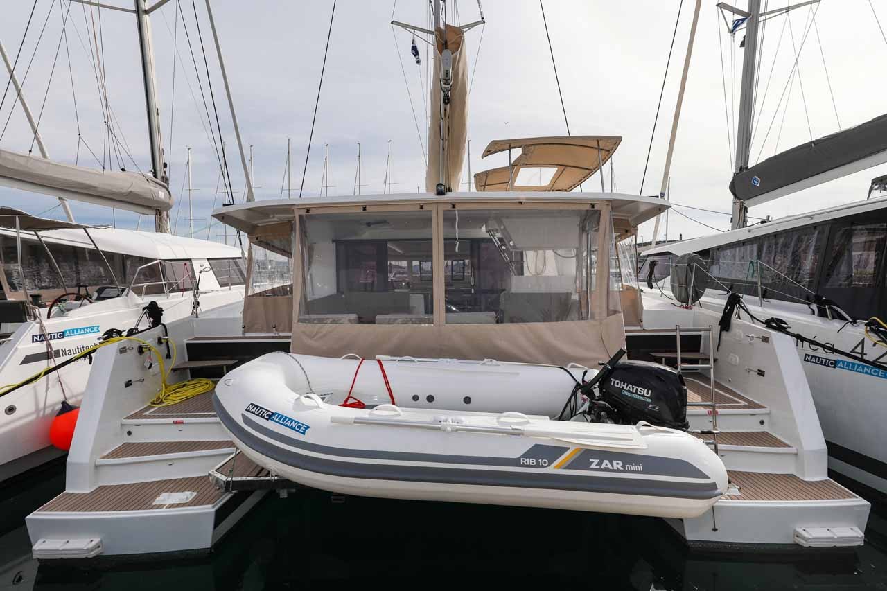 Fountaine Pajot Astrea 42, Alchiba | Yachtcharter Kroatien