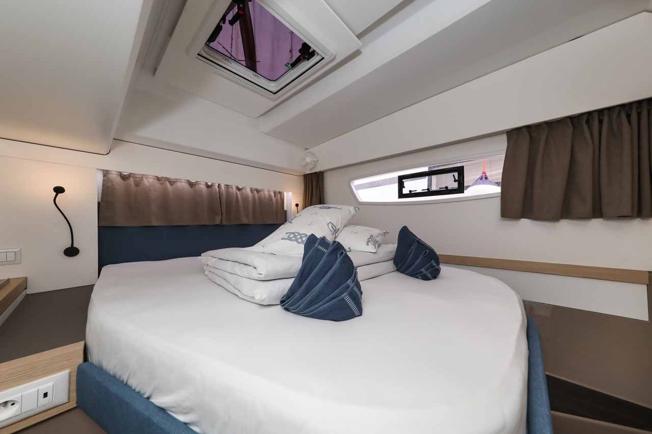 Fountaine Pajot Astrea 42, Alchiba | Yachtcharter Kroatien