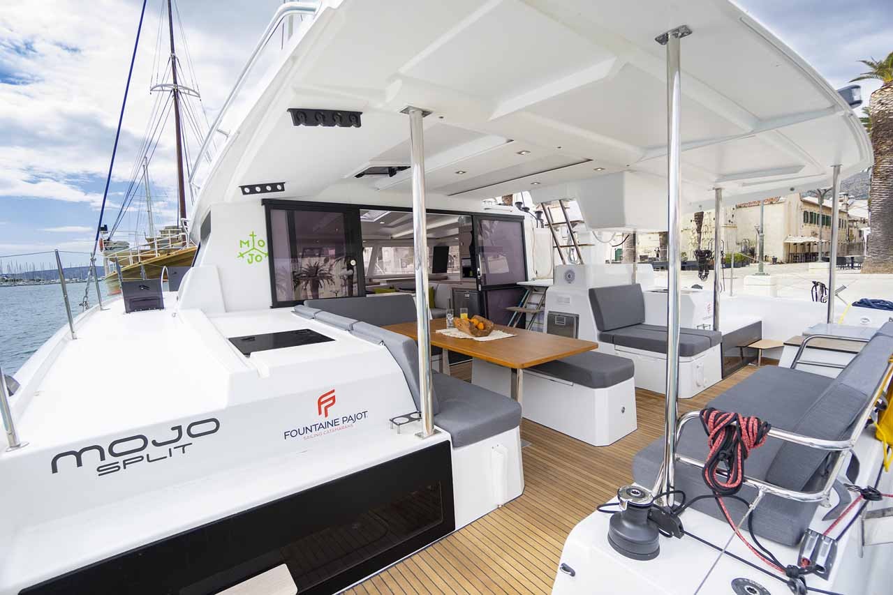 Fountaine Pajot Astrea 42, Mojo | Yacht Charter Croatia