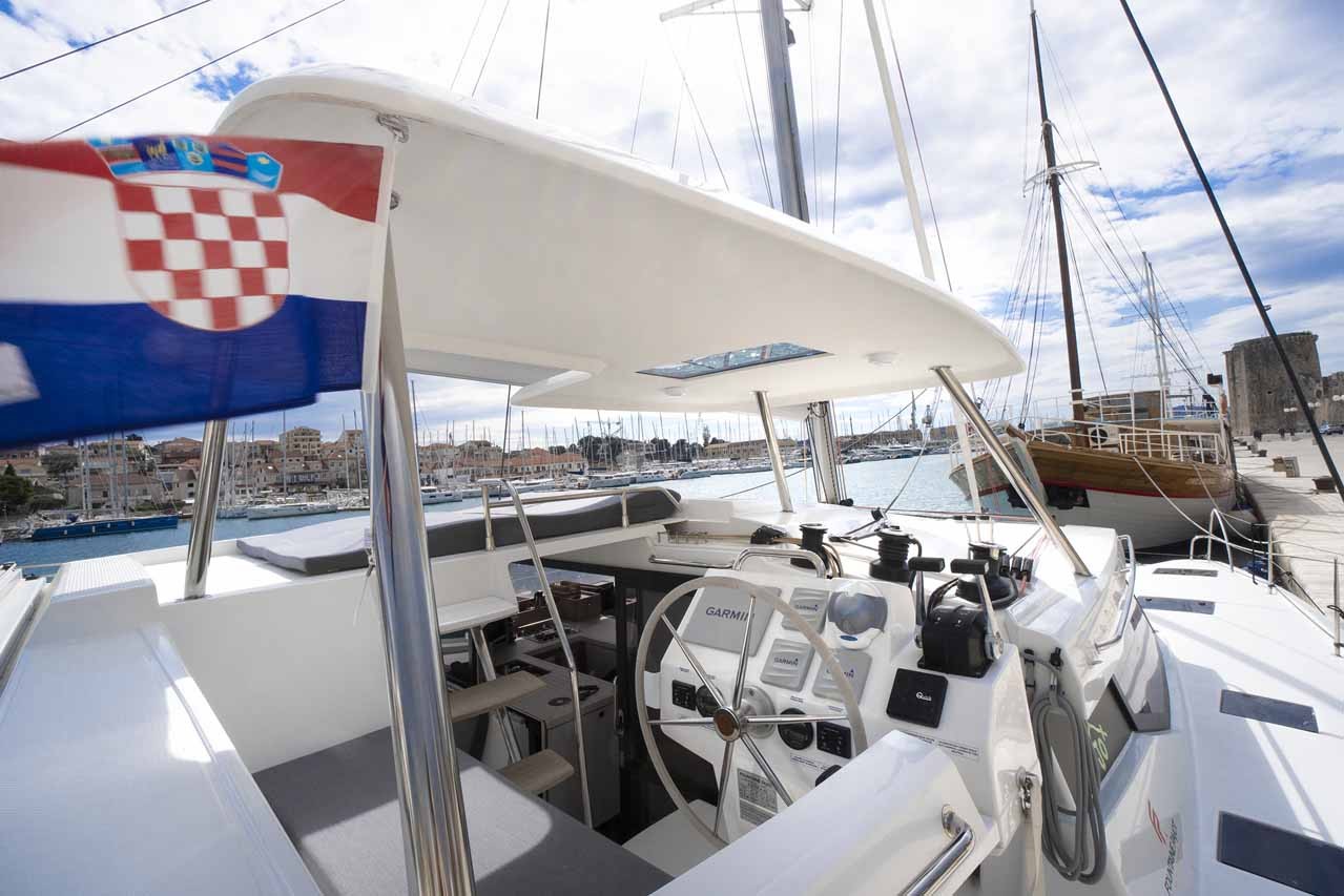Fountaine Pajot Astrea 42, Mojo | Yacht Charter Croatia