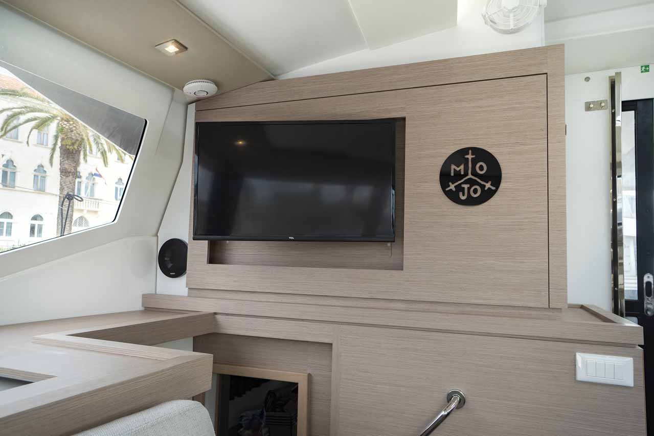 Fountaine Pajot Astrea 42, Mojo | Yacht Charter Croatia