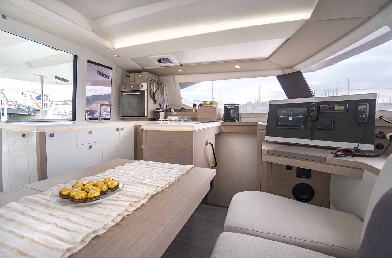 Fountaine Pajot Astrea 42, Mojo | Yacht Charter Croatia
