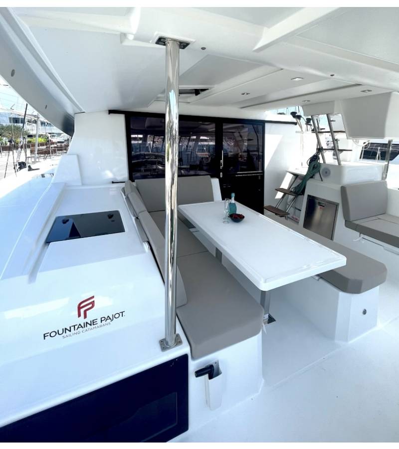 Fountaine Pajot Astrea 42, Ocean Allure | Noleggio di Yacht Croazia