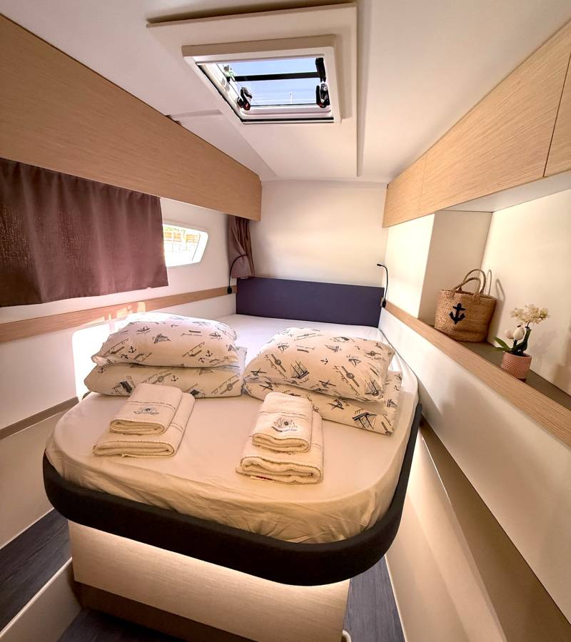 Fountaine Pajot Astrea 42, Ocean Allure | Noleggio di Yacht Croazia