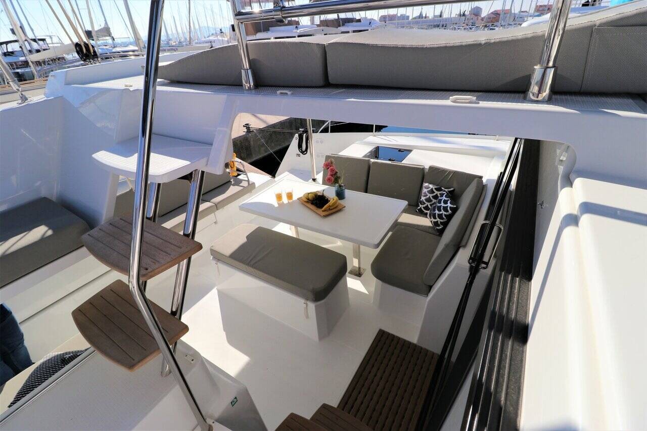 Fountaine Pajot Astrea 42, Mouse | Yacht Charter Croatia