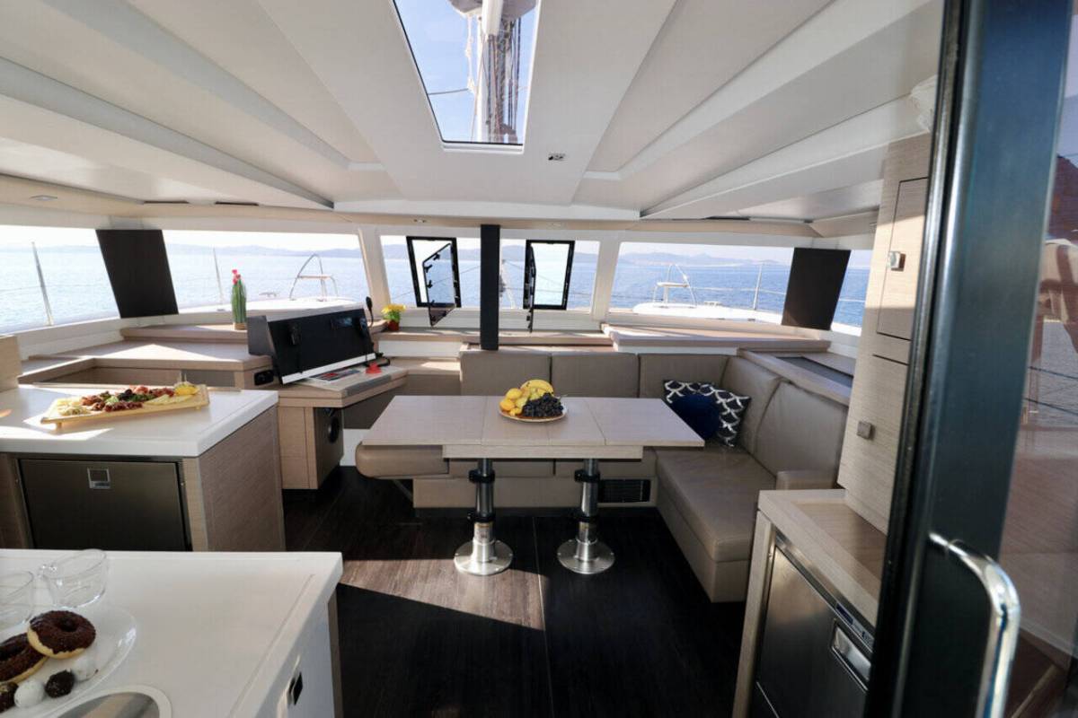 Fountaine Pajot Astrea 42, Mouse | Yacht Charter Croatia