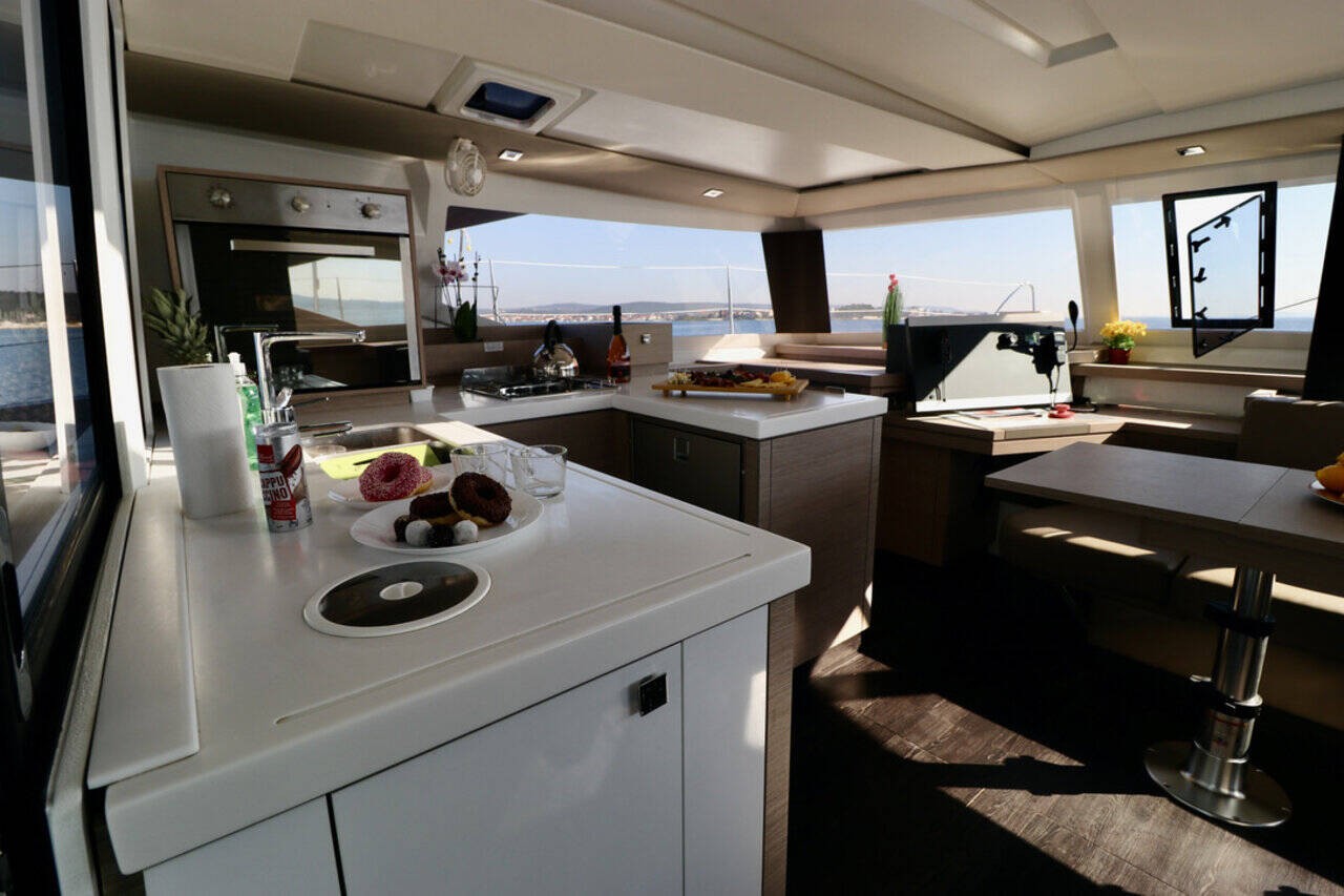 Fountaine Pajot Astrea 42, Mouse | Yacht Charter Croatia