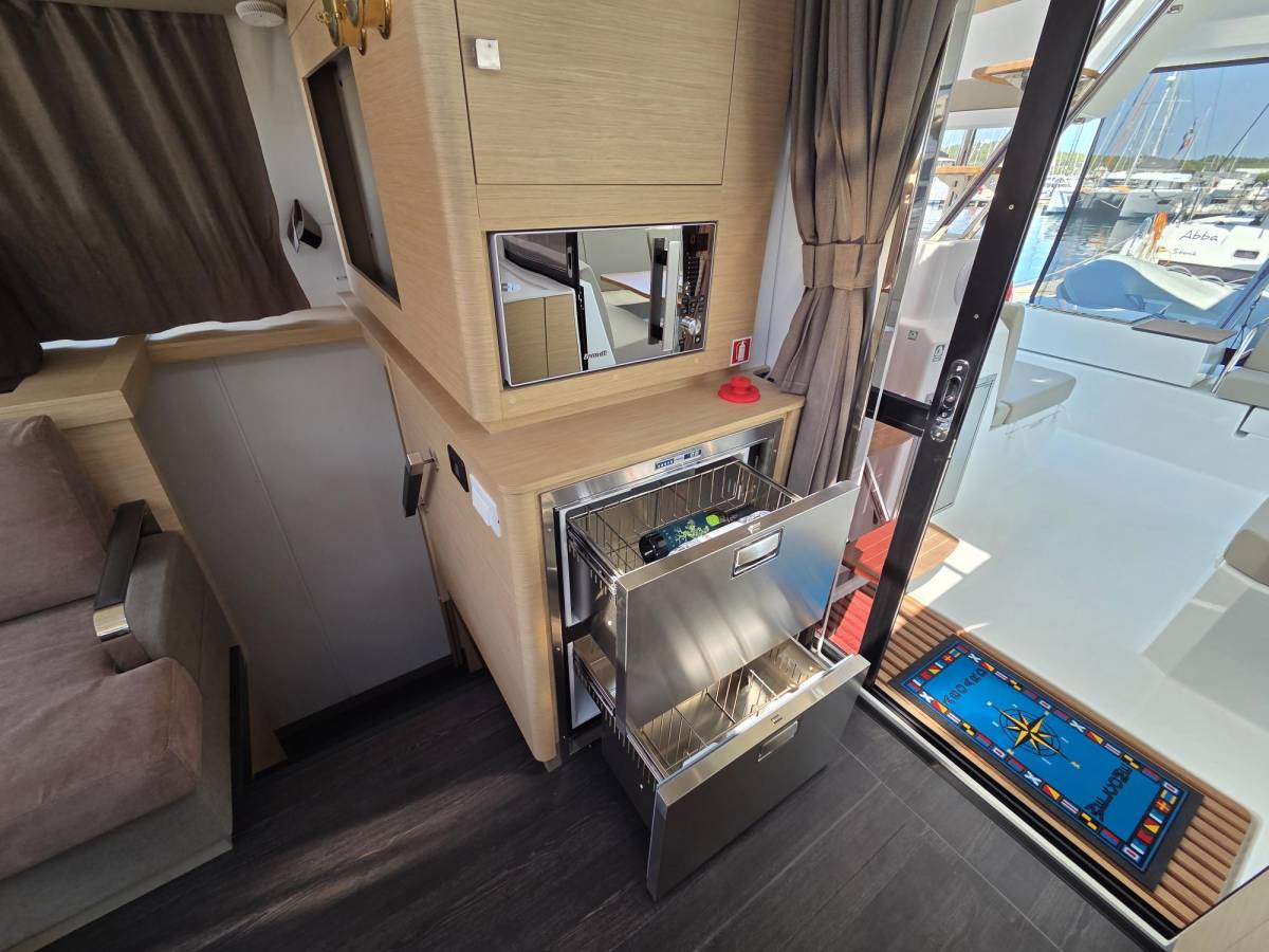 Fountaine Pajot Astrea 42, Adriatic Breeze | Yachtcharter Kroatien