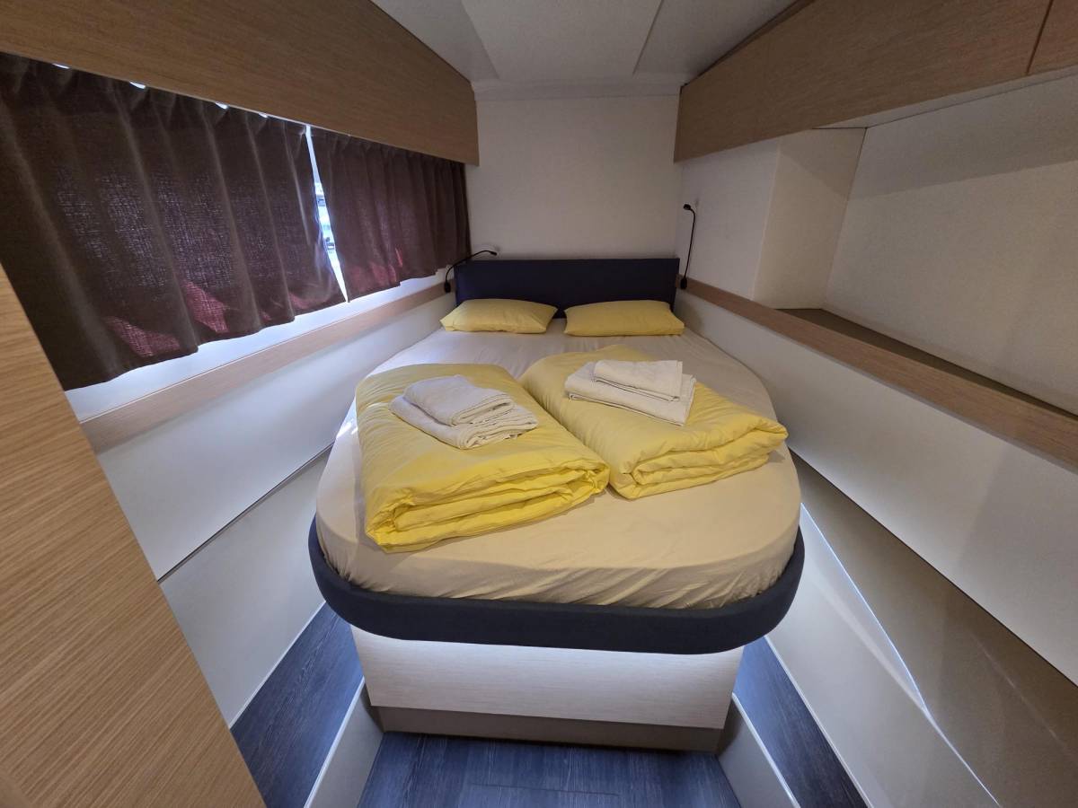 Fountaine Pajot Astrea 42, Adriatic Breeze | Yachtcharter Kroatien