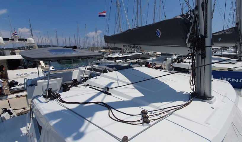 Fountaine Pajot Astrea 42, Crazy Diamond | Yacht Charter Croatia