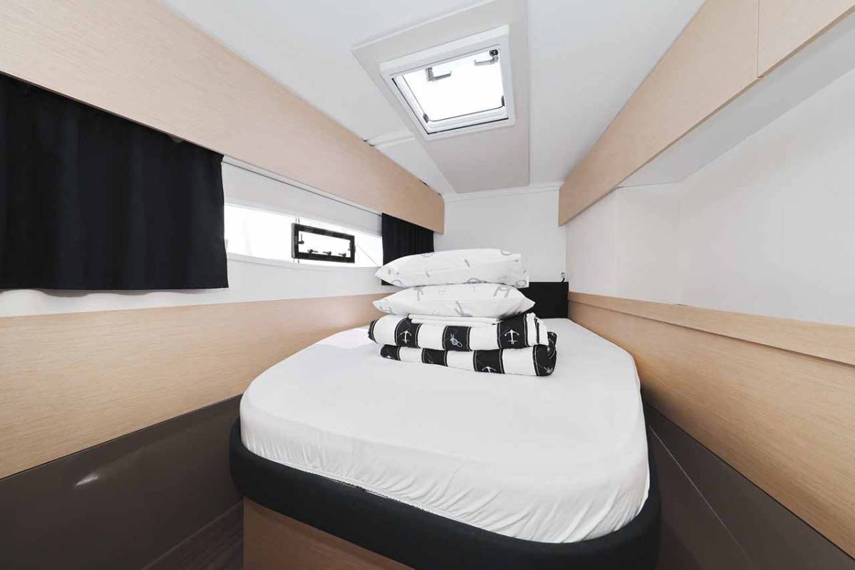 Fountaine Pajot Astrea 42, Bella V | Yachtcharter Kroatien