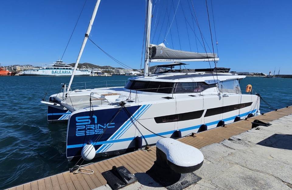 Fountaine Pajot Aura 51, Princess | Yacht Charter Croatia