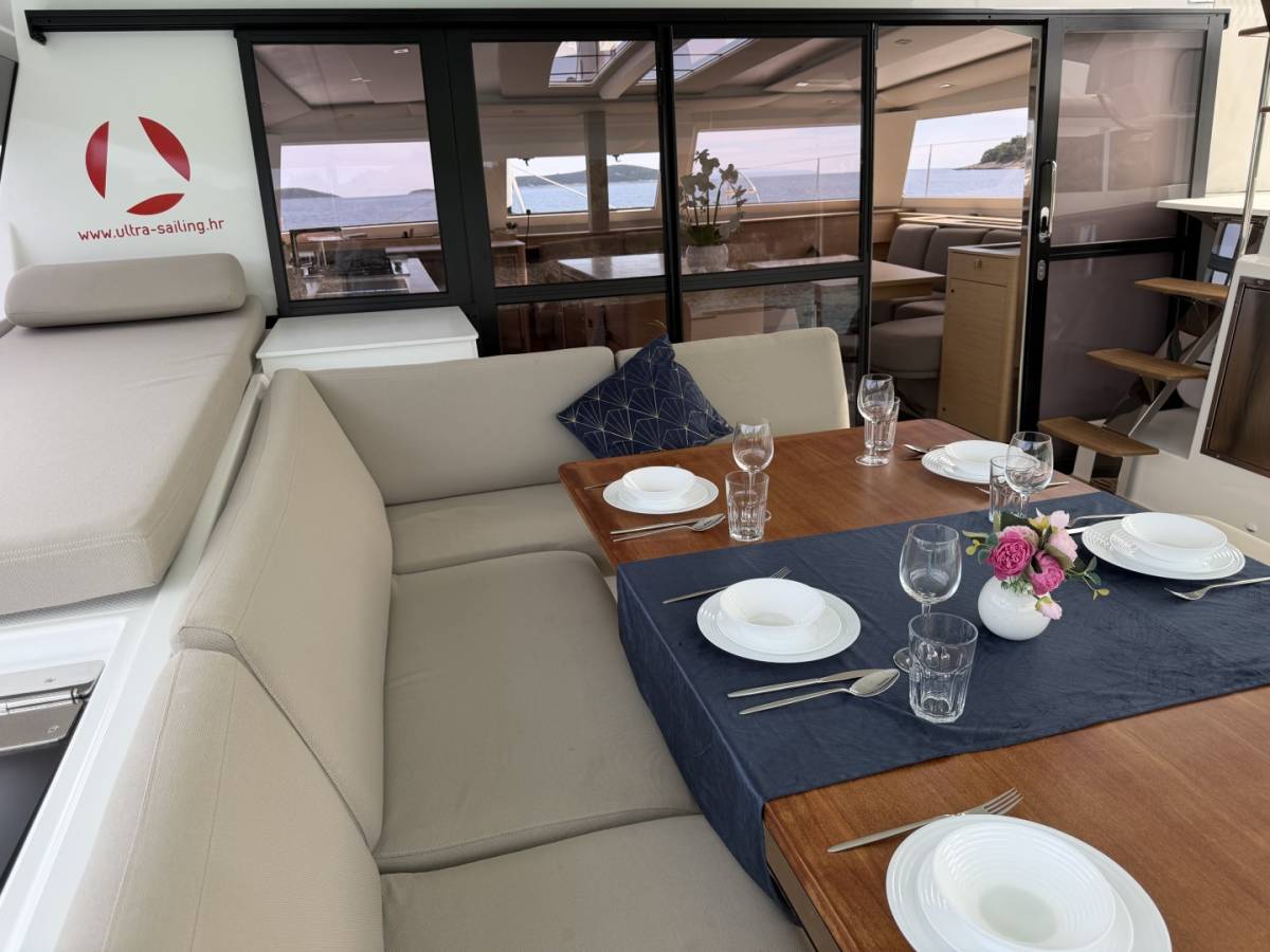 Fountaine Pajot Aura 51, Sunrise | Yacht Charter Croatia