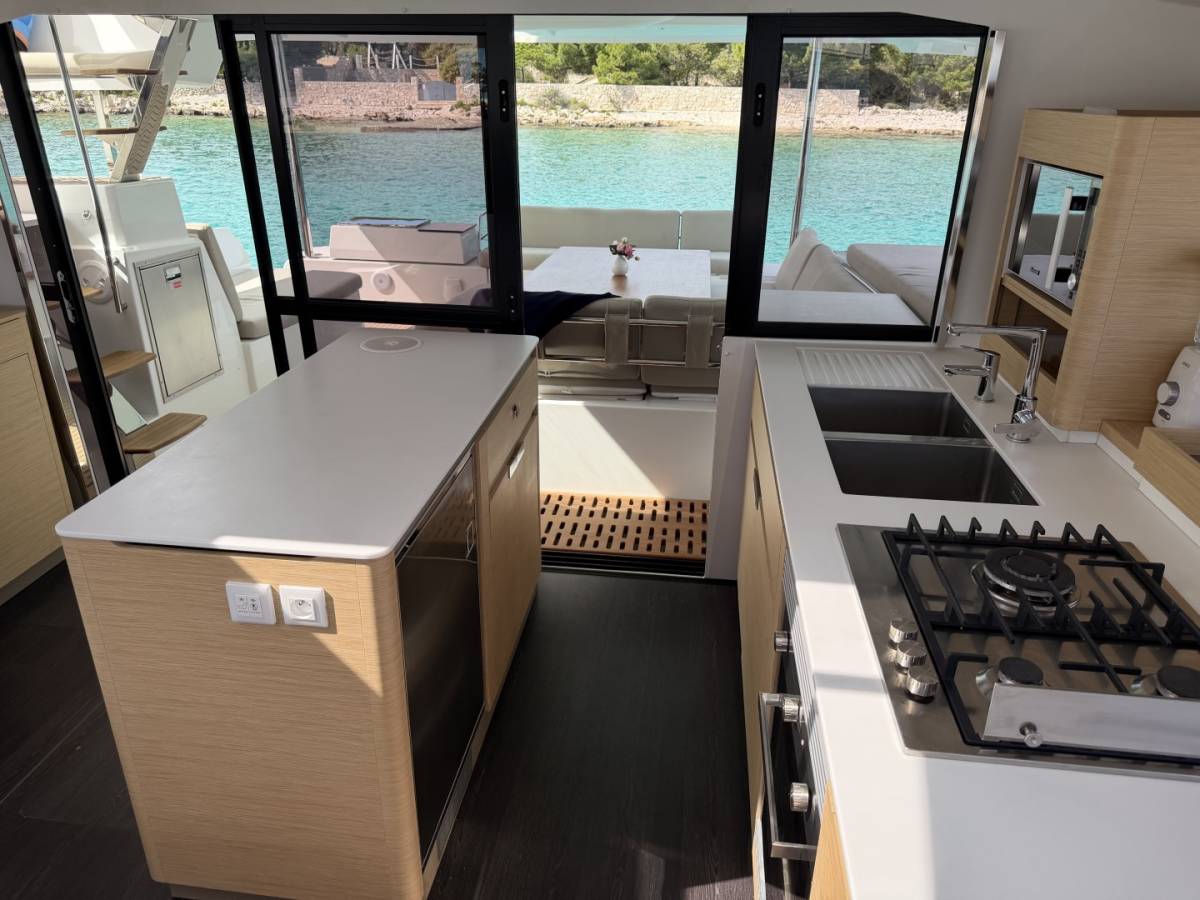 Fountaine Pajot Aura 51, Sunrise | Yacht Charter Croatia