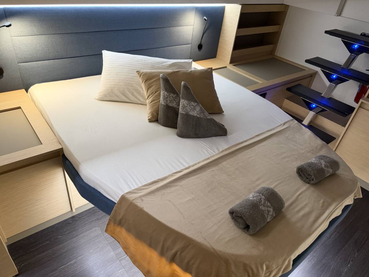 Fountaine Pajot Aura 51, Sunrise | Yacht Charter Croatia