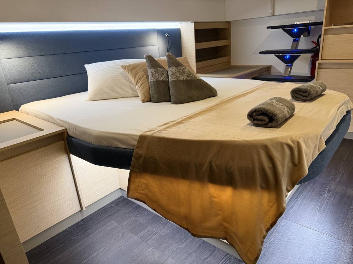 Fountaine Pajot Aura 51, Sunrise | Yacht Charter Croatia