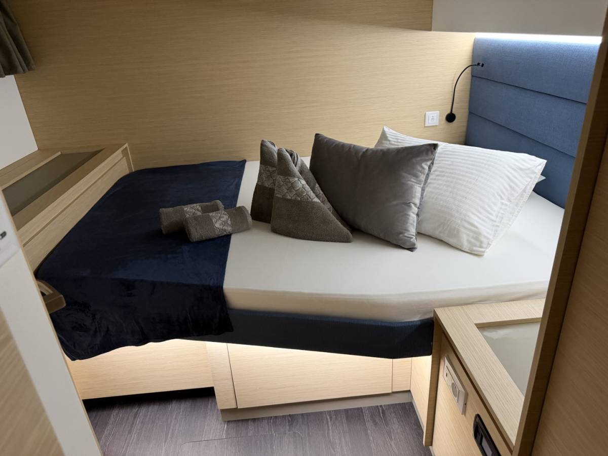 Fountaine Pajot Aura 51, Sunrise | Yacht Charter Croatia