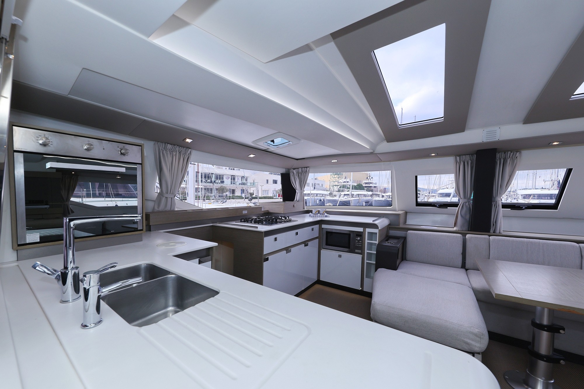 Fountaine Pajot Elba 45, Sun Office | Yacht Charter Croatia