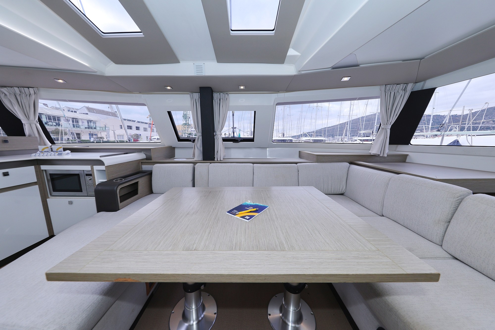 Fountaine Pajot Elba 45, Sun Office | Yacht Charter Croatia