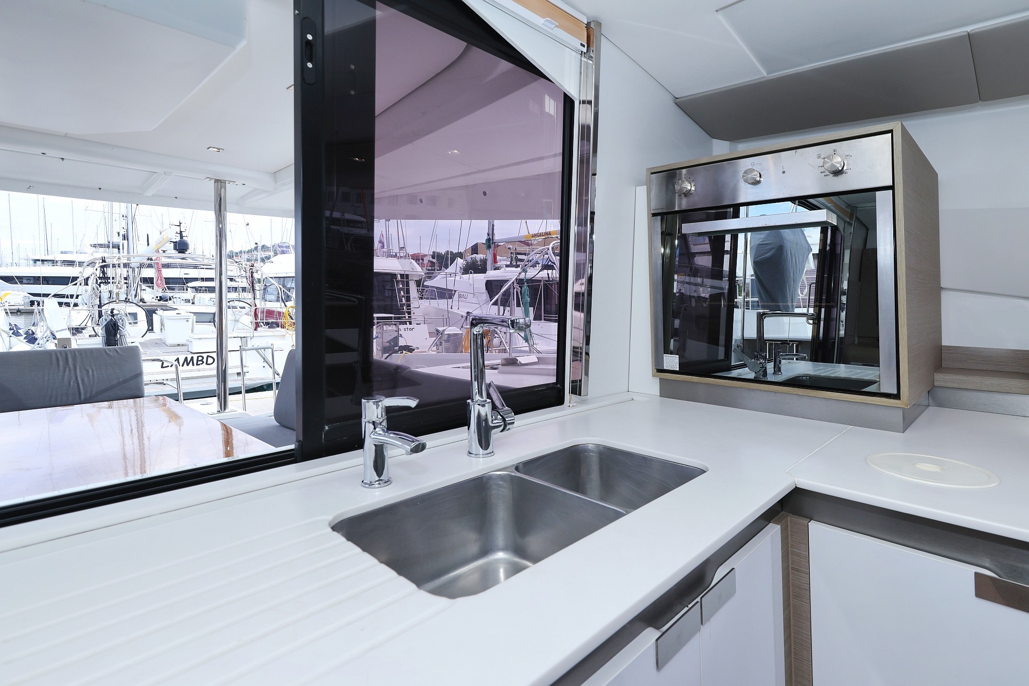 Fountaine Pajot Elba 45, Sun Office | Yacht Charter Croatia